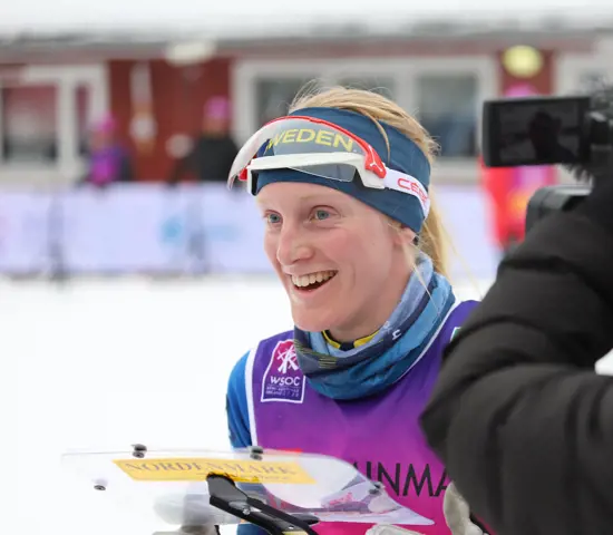 En leende Linda Lindkvist i samband med VM i Finland 2022.