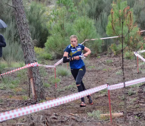 Hanna Lundberg på väg mot sitt femte JVM guld och det tredje på årets JVM.