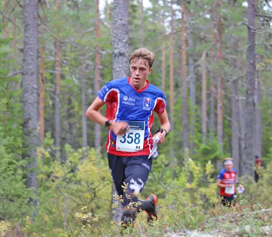 Tim Lundberg öser på mot sista kontrollen och seger på Swedish League medeldistans i Gyllbergen