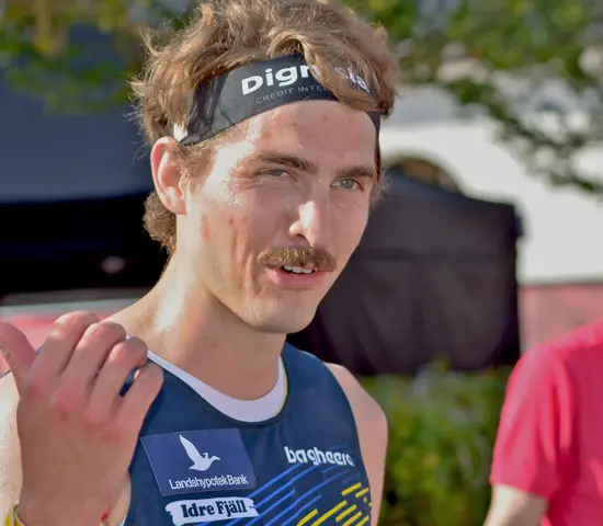 : Max Peter Bejmer representerar Sverige på Terräng-EM i Italien den 11 december. Bilden från sprintstafetten på VM i Danmark i somras. Bild: Johan Trygg.