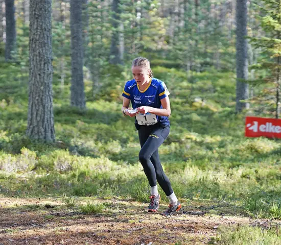 Sanna Fasth under världscupstafetten i Finland i höstas där Sanna sprang andra sträckan i segerlaget.