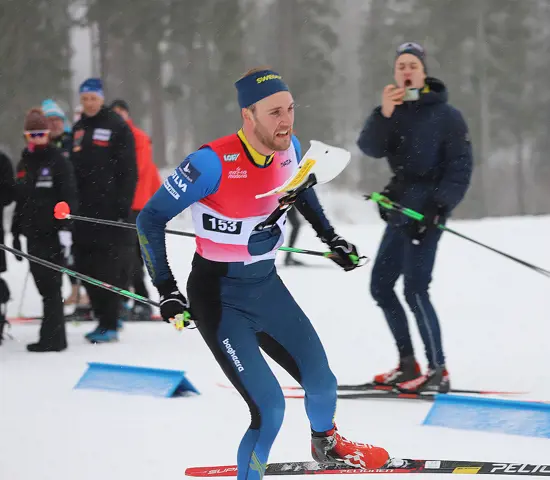 Linus Rapp spurtar mot guld.